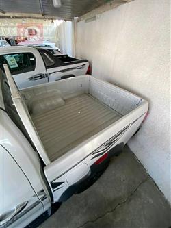 تۆیۆتا هایلۆکس